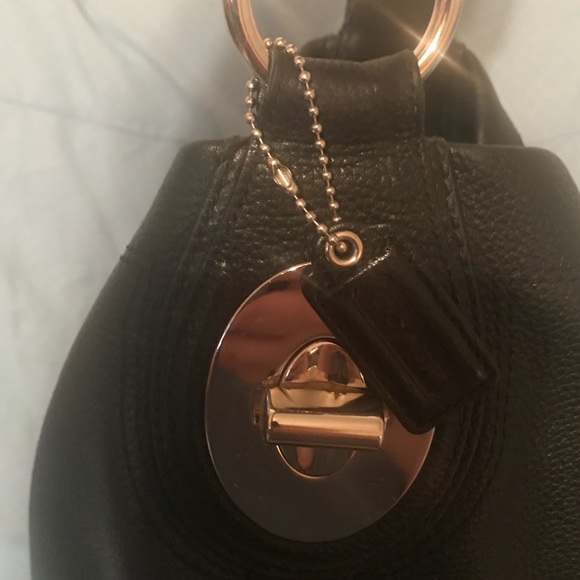 Black leather coach handbag - Picture 3 of 8